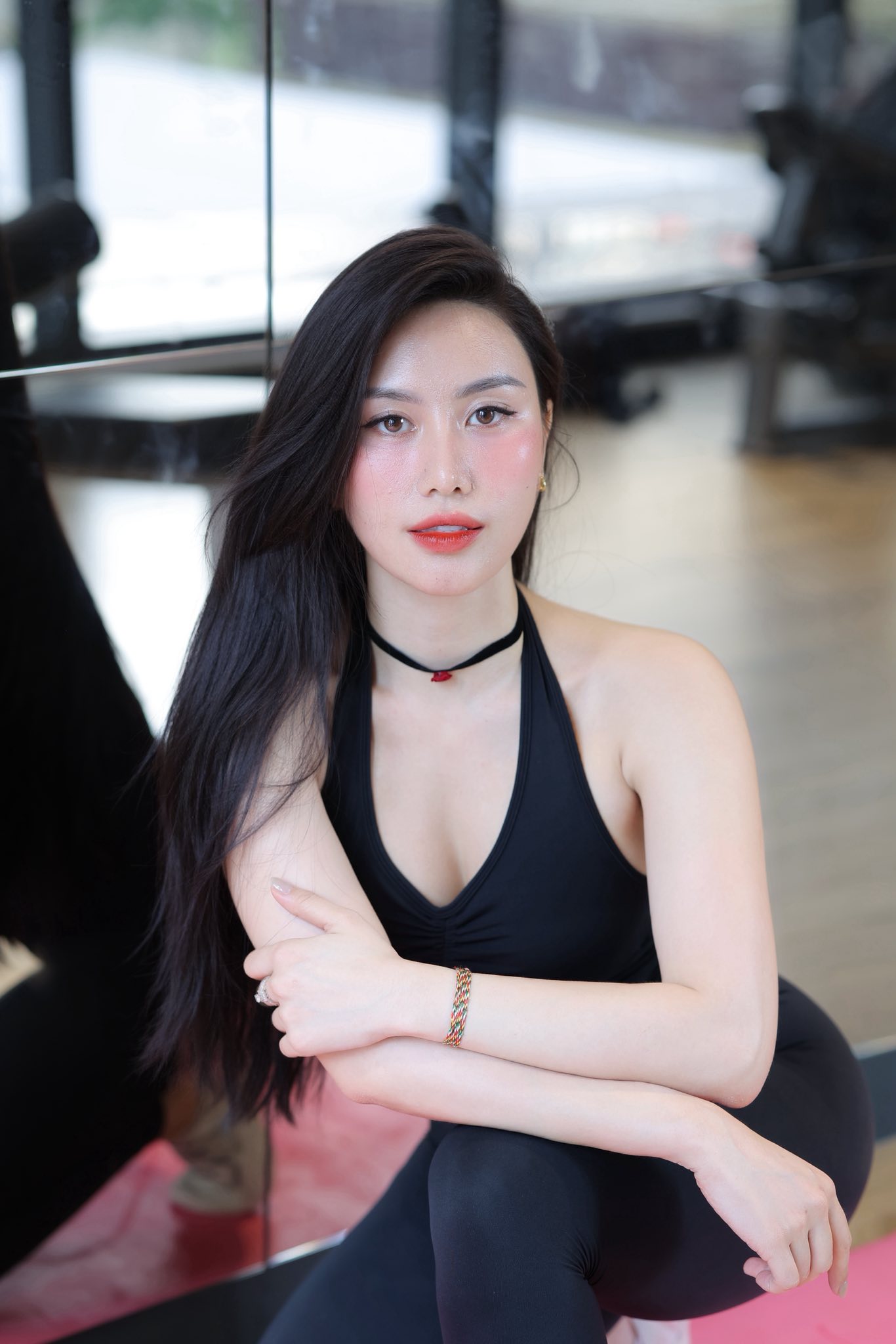 Hành trình 1 năm bỏ đường và nuôi dưỡng estrogen của nữ PT 33 tuổi: "Mặt mộc thôi cũng đủ tự tin"- Ảnh 1.