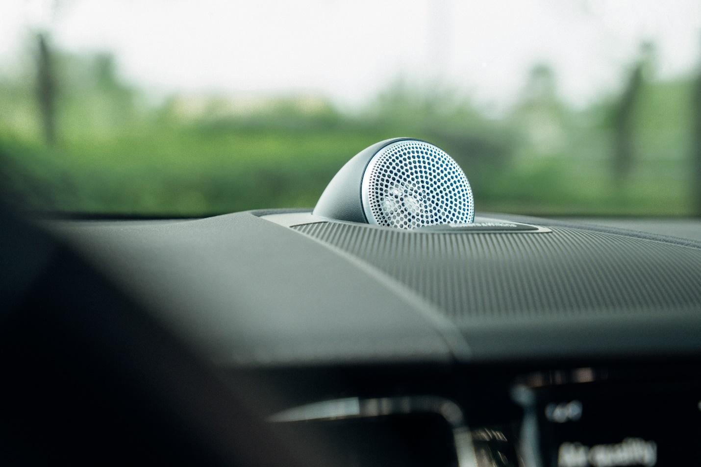 Volvo có chương trình ưu đãi đặc biệt cho khách hàng mua XC60 trong tháng 10- Ảnh 6. Volvo có chương trình ưu đãi đặc biệt cho khách hàng mua XC60 trong tháng 10- Ảnh 6.
