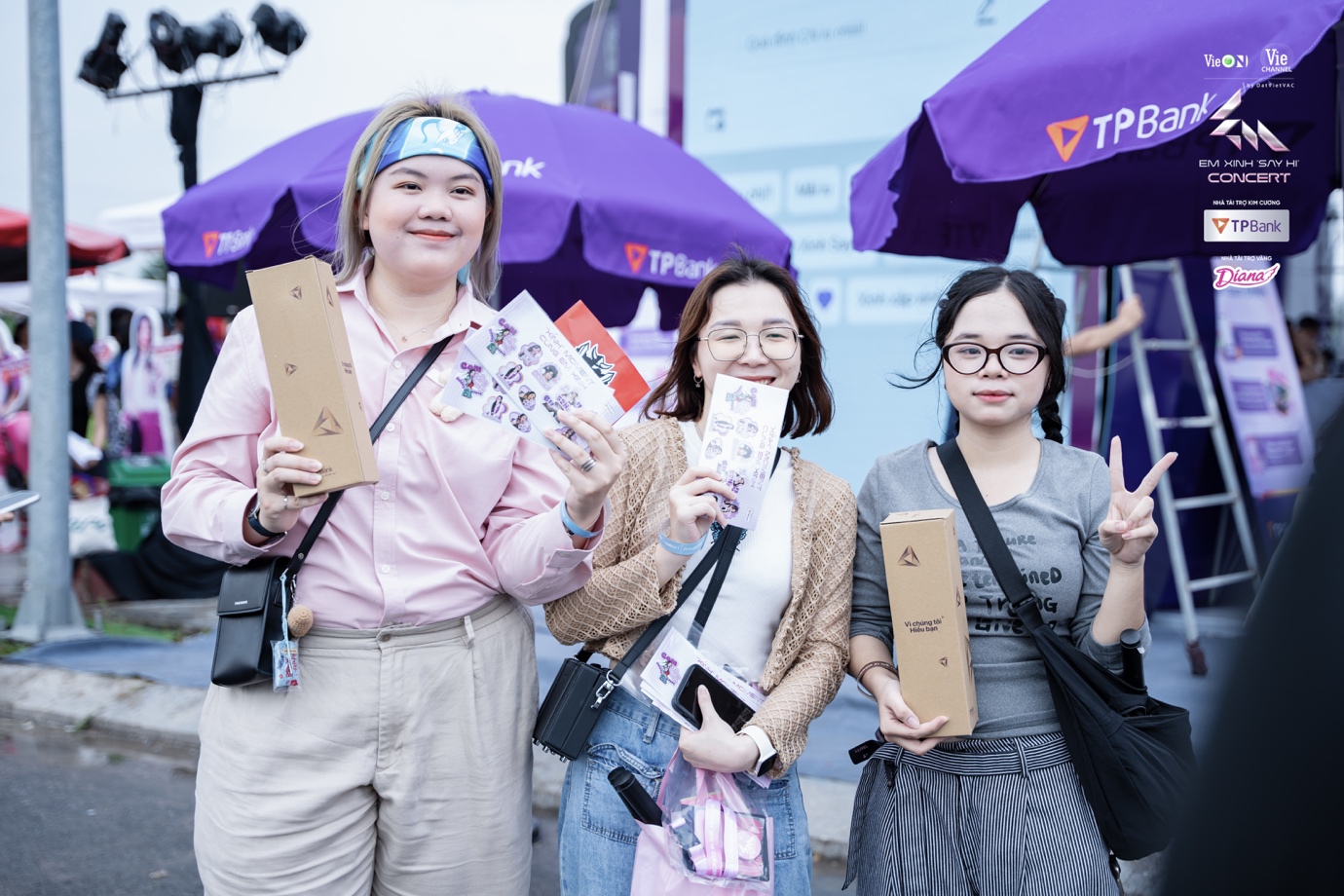 Hiểu fan Em Xinh “Say Hi” hết cỡ, TPBank “ghi điểm” tuyệt đối- Ảnh 2.
