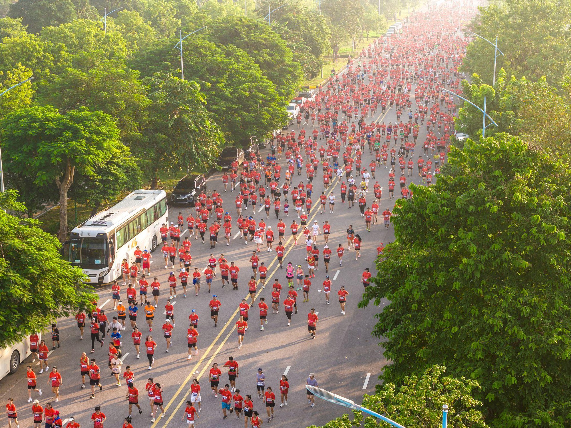 Vận động viên Việt Nam tỏa sáng tại Giải Marathon Quốc tế Hà Nội Techcombank mùa thứ 4- Ảnh 5.