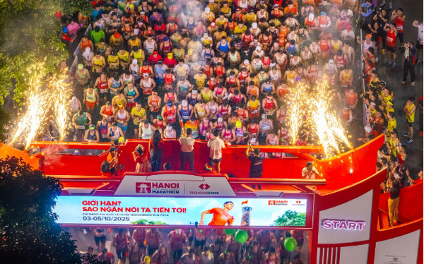 Vận động viên Việt Nam tỏa sáng tại Giải Marathon Quốc tế Hà Nội Techcombank mùa thứ 4- Ảnh 1.