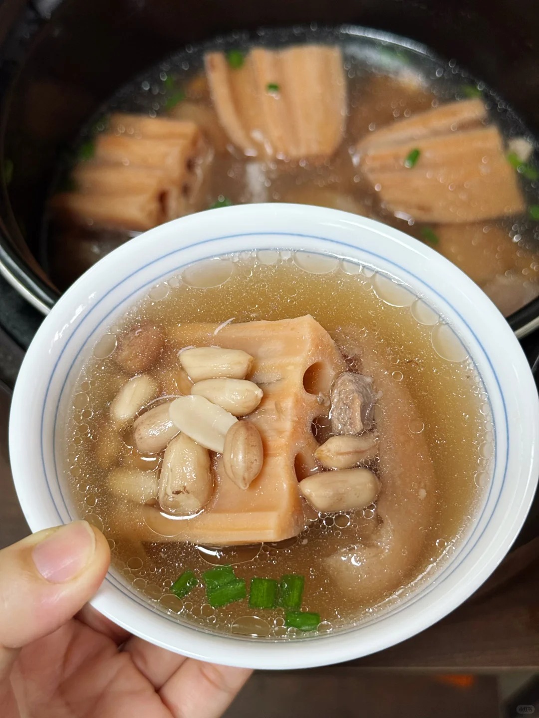 Món canh này thanh ngọt dễ ăn: Giàu collagen tự nhiên cho da dẻ mịn màng, căng sáng, chống nhăn chống già hiệu quả- Ảnh 6.