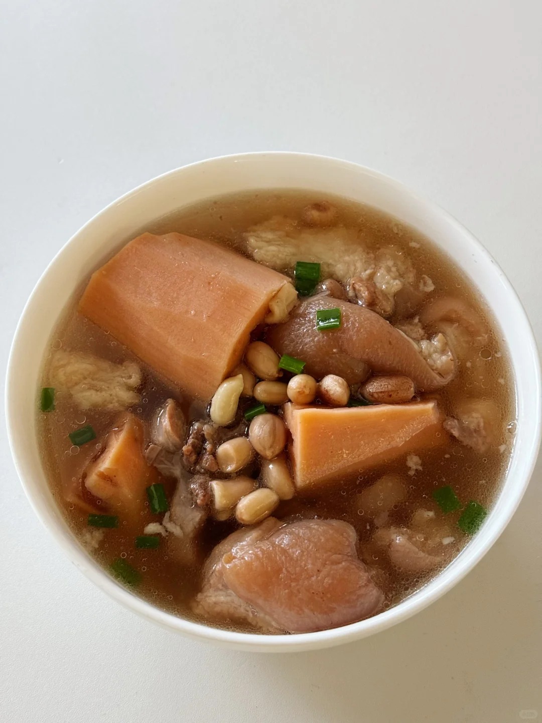 Món canh này thanh ngọt dễ ăn: Giàu collagen tự nhiên cho da dẻ mịn màng, căng sáng, chống nhăn chống già hiệu quả- Ảnh 7.
