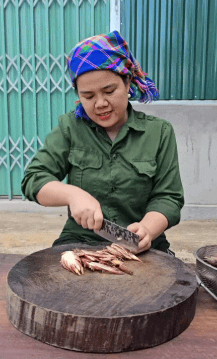 Không chỉ có mùa vàng rực rỡ, nơi này còn cất giấu "báu vật tựa nhân sâm" khiến thực khách say mê- Ảnh 4.