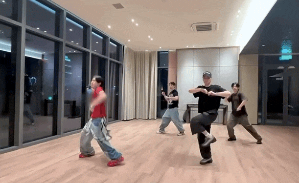 Negav bị chê "nhảy chỉ được 6 điểm"- Ảnh 2.