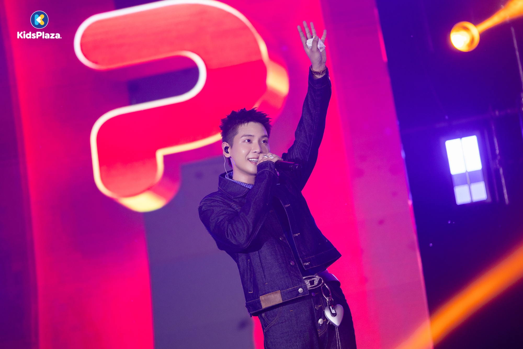 Vươn Concert KidsPlaza: Đêm nhạc chạm cảm xúc thế hệ ba mẹ mới- Ảnh 3.