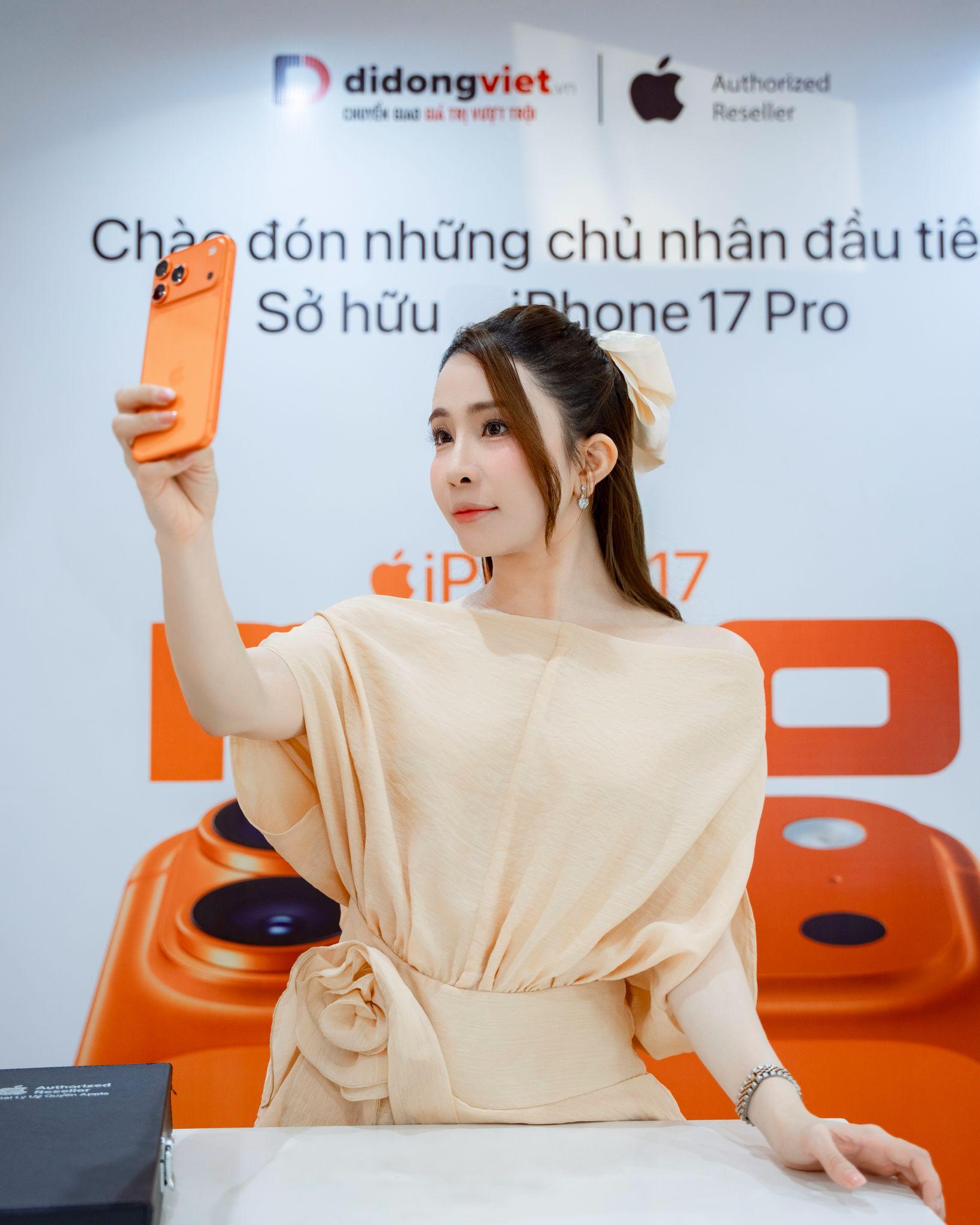 iPhone mới ra mắt, nghệ sĩ Việt lại rộn ràng "lên đời"- Ảnh 4.