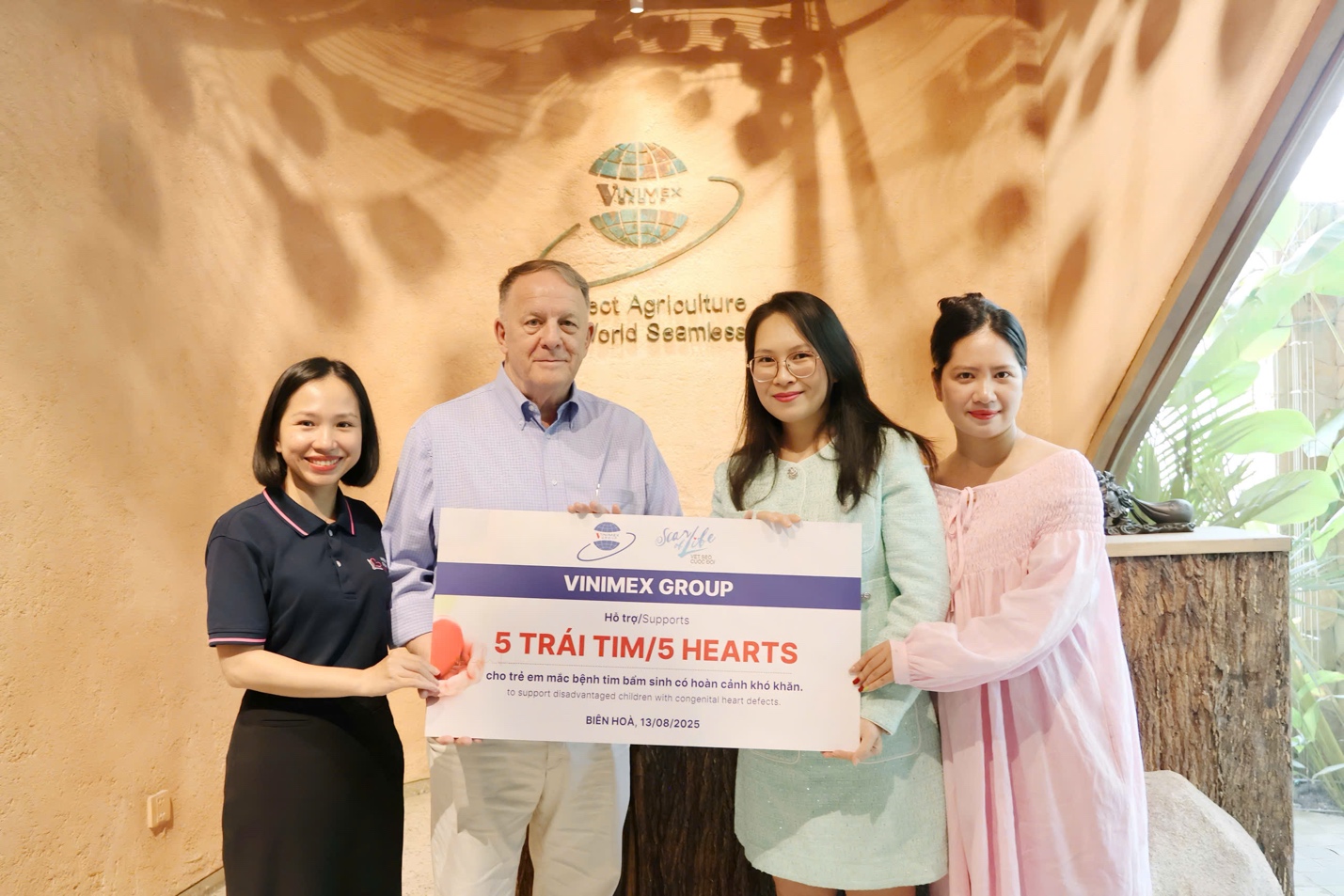 Hành trình chia sẻ yêu thương của Vinimex Group và chương trình Vết Sẹo Cuộc Đời- Ảnh 4.