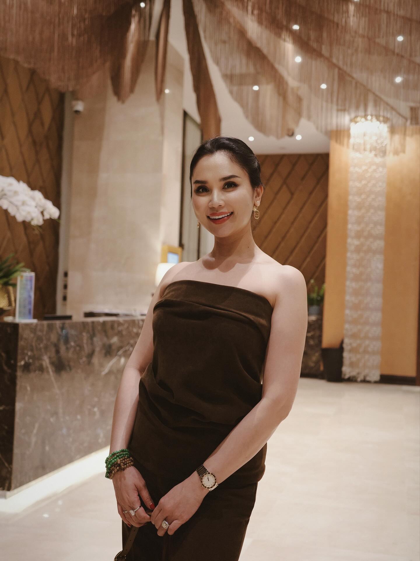“Điệu” ở tuổi 40: Bí quyết giữ năng lượng và nhan sắc của nữ CEO Linh Đặng - "chị bán gạo nổi nhất MXH"- Ảnh 11.