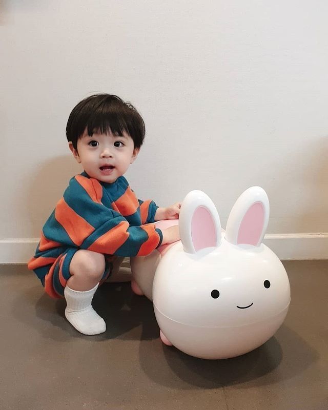 Một đứa trẻ gọn gàng, lễ phép chính là “tấm gương” phản chiếu cách cha mẹ nuôi dạy con- Ảnh 3.