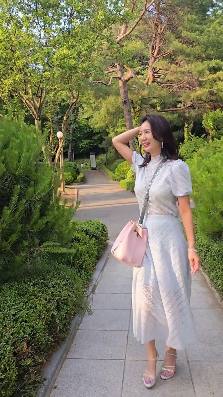 Mẹ U50 chia sẻ: Mảnh đất mua năm 2019 tăng giá gấp đôi, nhưng vẫn chưa bán vì sợ mất thứ quan trọng hơn tiền- Ảnh 2.