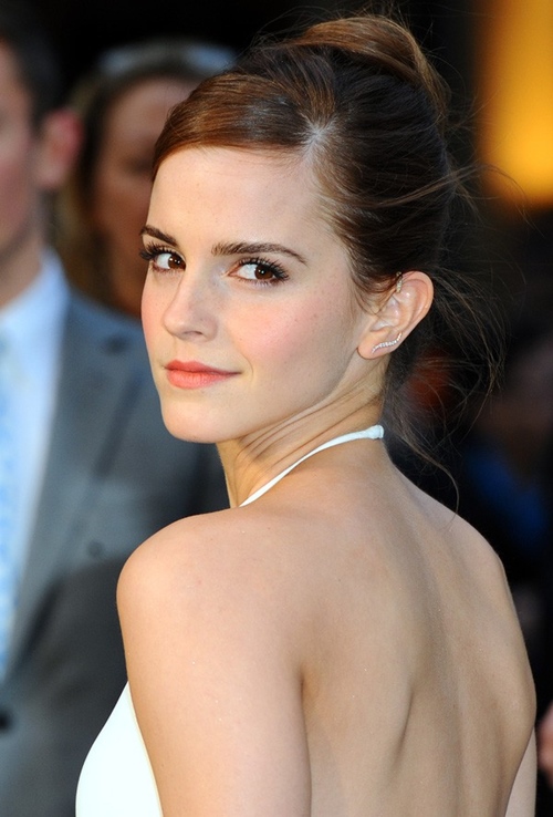 Emma Watson bị "mẹ đẻ" Harry Potter vạch trần "thiếu kiến thức đến mức vô tri"- Ảnh 1. Emma Watson bị "mẹ đẻ" Harry Potter vạch trần "thiếu kiến thức đến mức vô tri"- Ảnh 1.