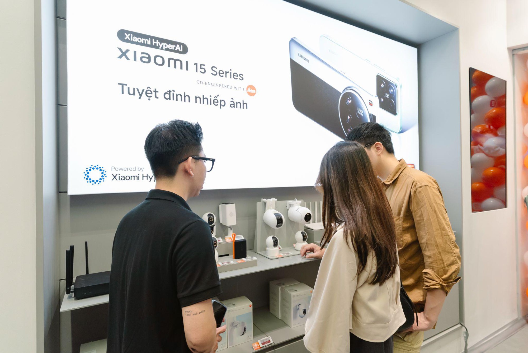 Khám phá hệ sinh thái công nghệ đẳng cấp tại Xiaomi Store ở Crescent Mall- Ảnh 2.