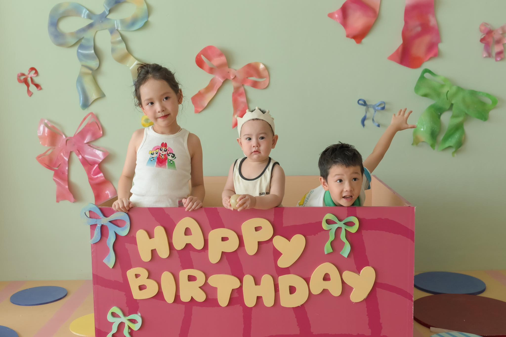 4 hot mom rủ nhau "trốn con", hội tụ trong một khung hình: Nhan sắc mẹ bỉm khiến khắp cõi mạng trầm trồ- Ảnh 17.