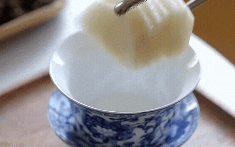 Đây là "thức uống vàng" mẹ tôi thường nấu cho cả nhà uống vào tiết thu hanh khô: Vừa dưỡng nhan lại ấm dạ- Ảnh 7. Đây là "thức uống vàng" mẹ tôi thường nấu cho cả nhà uống vào tiết thu hanh khô: Vừa dưỡng nhan lại ấm dạ- Ảnh 7.