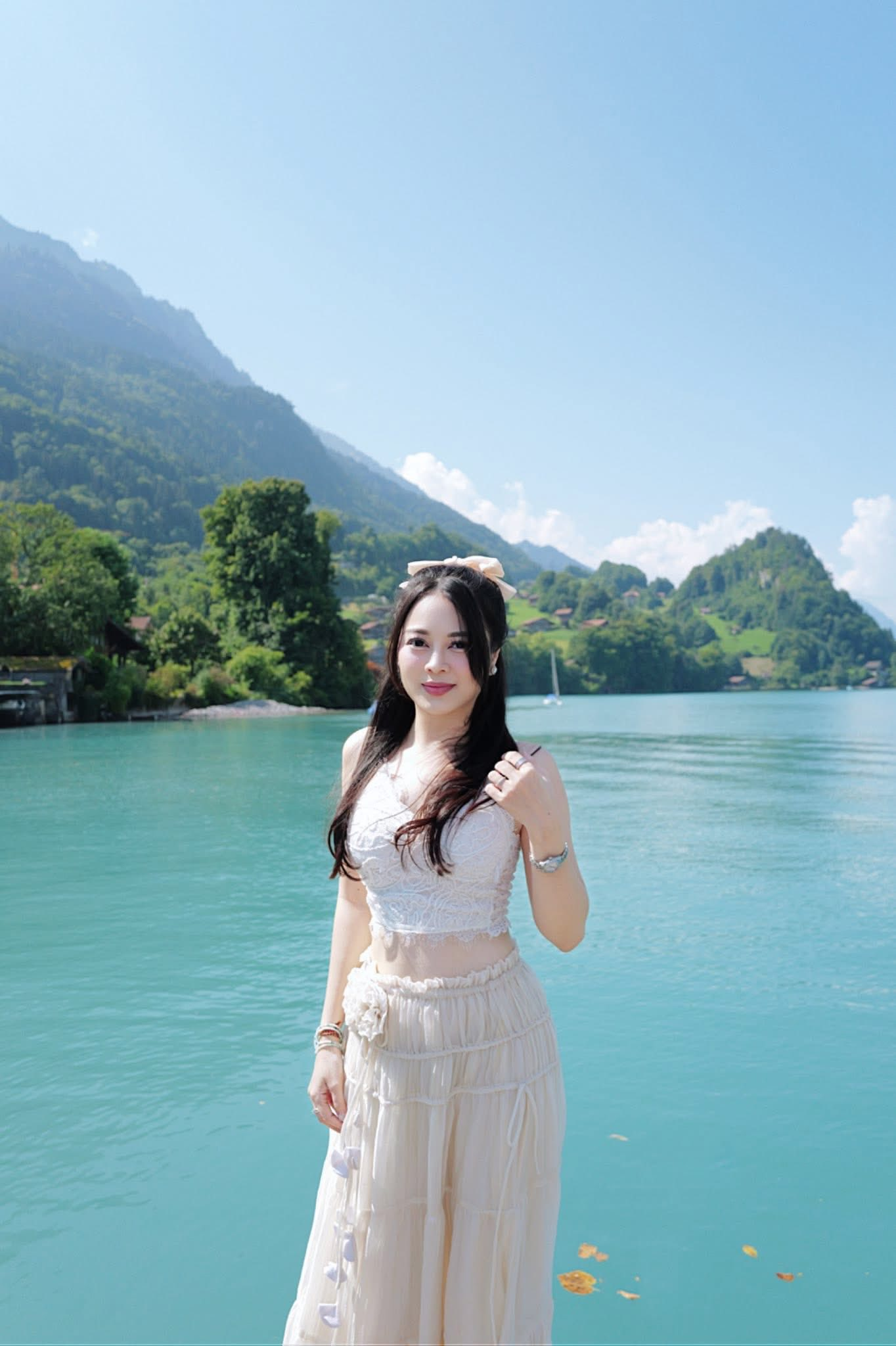 Con gái lớn của hot mom Hằng Túi gây "choáng" với nhan sắc thiếu nữ: Đúng chuẩn "phiên bản tuổi 16" của mẹ- Ảnh 13.