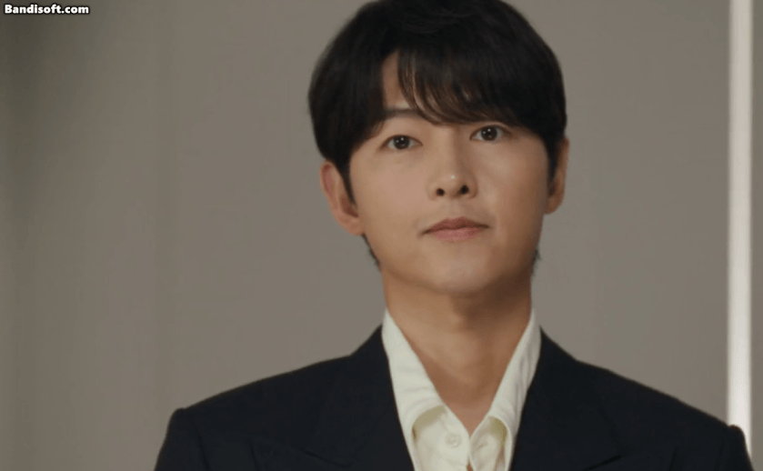 Thấy Song Joong Ki mà giật cả mình- Ảnh 2. Thấy Song Joong Ki mà giật cả mình- Ảnh 2.