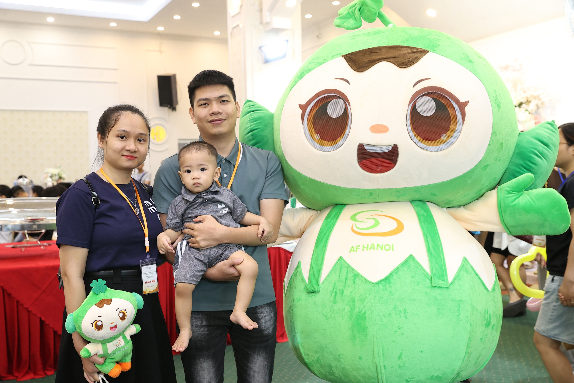 Những bông hoa nở muộn vẫn rực rỡ: Khi phụ nữ tỏa sáng nhất là lúc được làm mẹ- Ảnh 4.