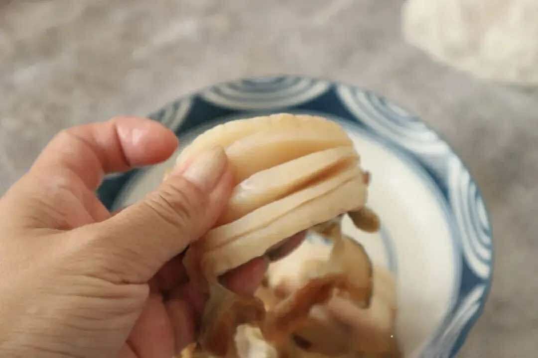 Mẹ tôi làm món hấp này chỉ mất vài phút mà thơm lừng, ngon bất tận!- Ảnh 2. Mẹ tôi làm món hấp này chỉ mất vài phút mà thơm lừng, ngon bất tận!- Ảnh 2.