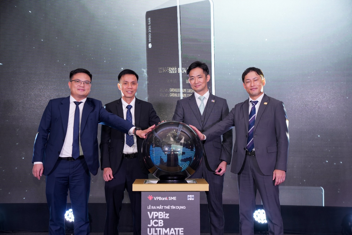 VPBank ra mắt thẻ tín dụng dành riêng cho doanh nghiệp VPBiz JCB Ultimate- Ảnh 2.