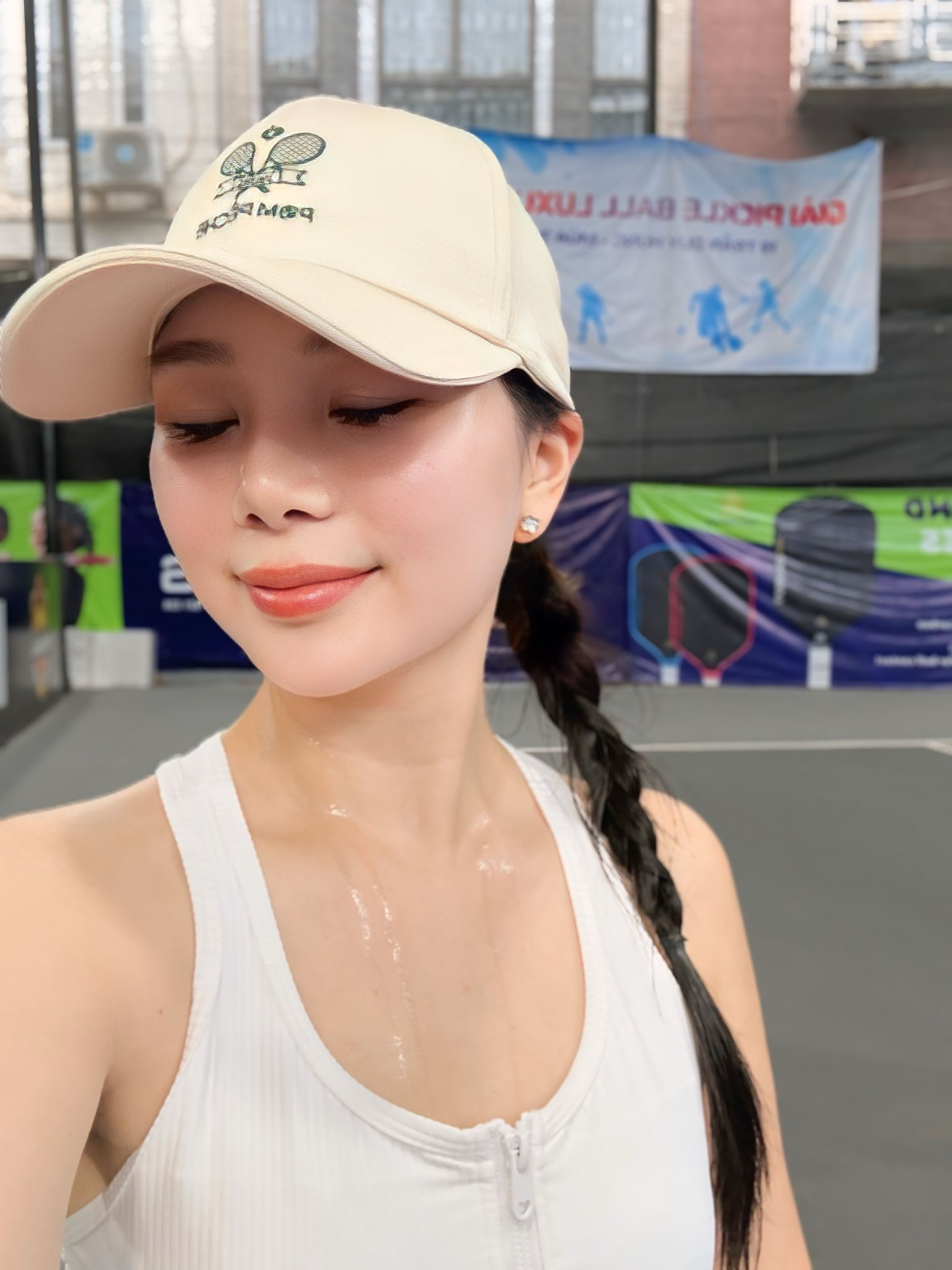 Mẹ 3 con tuổi U40 chi 50 triệu "lên đồ" đánh pickleball: "Ra sân là phải đẹp, vì đẹp khiến mình thấy vui hơn"- Ảnh 14.