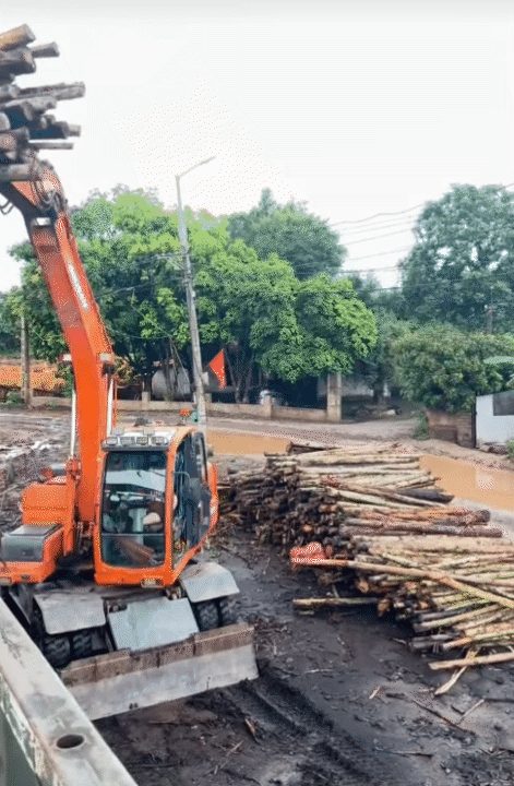 Những bóng hồng sau vô lăng: Không chỉ là công việc, mà còn để học cách kiên nhẫn, bình tĩnh và mạnh mẽ hơn!- Ảnh 2.