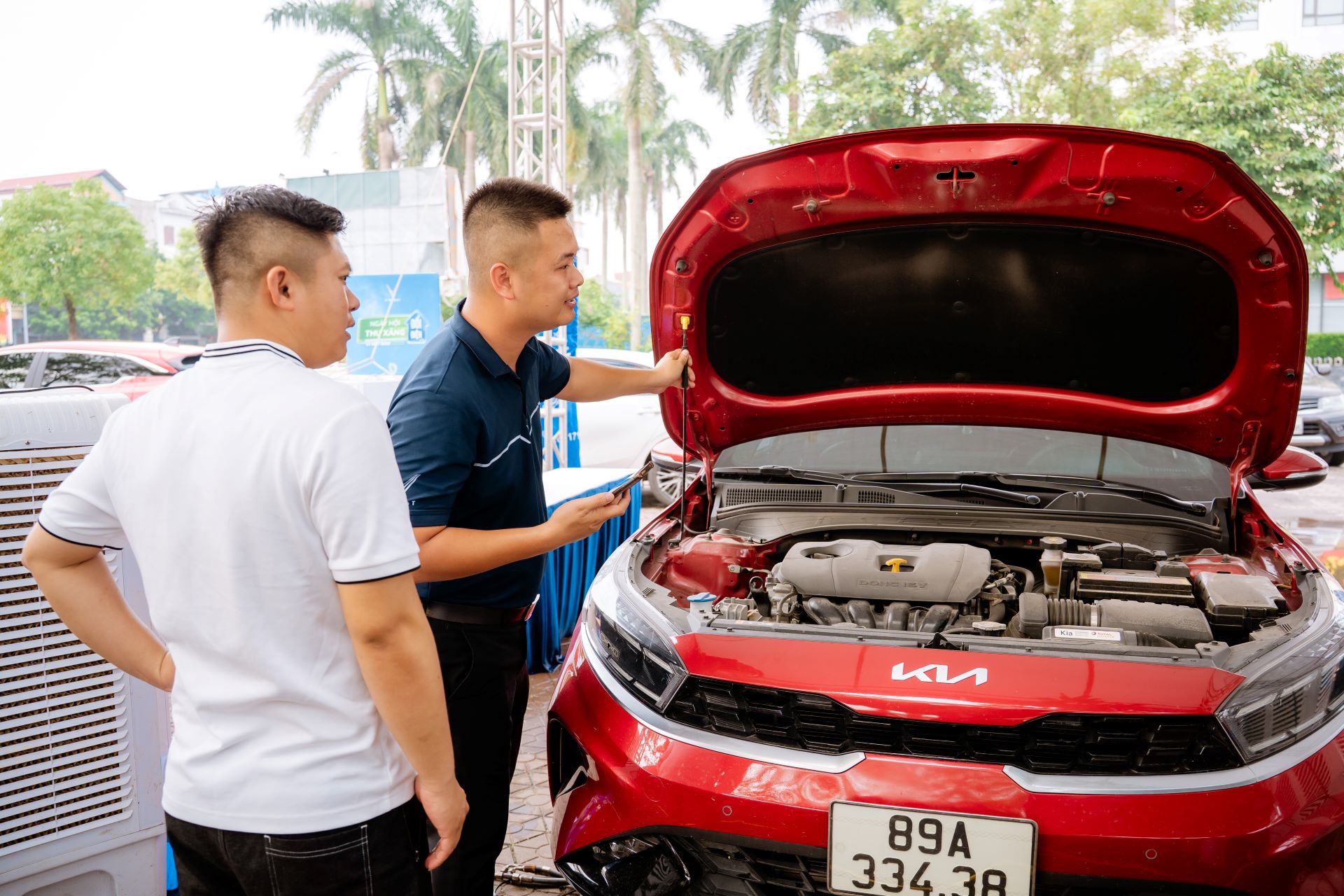 Mang xe xăng đi, mang xe điện về: “Ngày hội Thu xăng đổi điện” bùng nổ đơn ngay trong ngày- Ảnh 2.