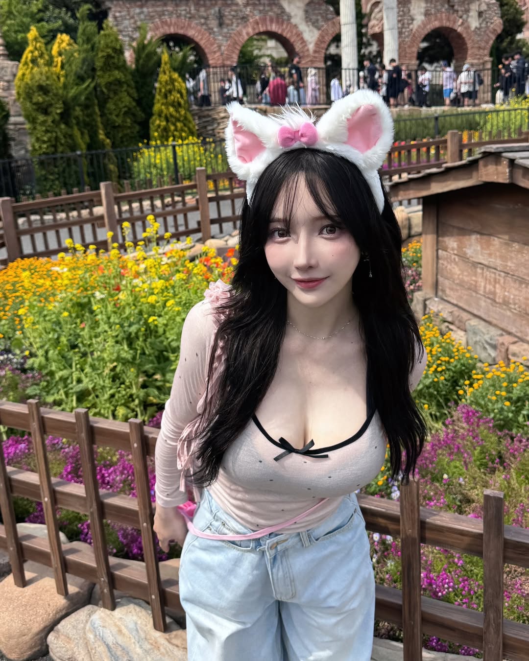 Hot girl Nhật Bản khiến fan u mê vì nhan sắc chuẩn waifu nhưng thân hình lại như siêu mẫu- Ảnh 3.