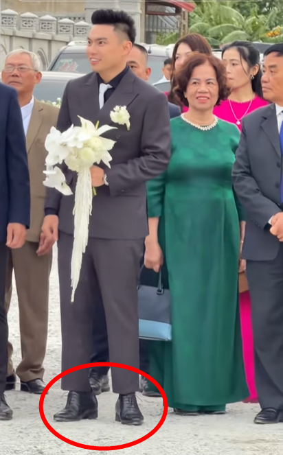 Chiếc quần của Tổng Giám đốc Tập đoàn Sơn Hải ngày đi cưới vợ sao lại thế này?- Ảnh 4.