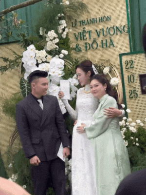 Hoa hậu Đỗ Hà được mẹ chồng xách váy đón vào nhà- Ảnh 7.