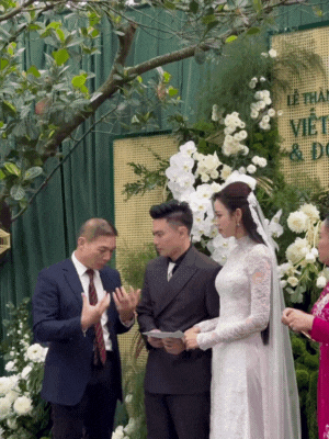 Hoa hậu Đỗ Hà được mẹ chồng xách váy đón vào nhà- Ảnh 5.