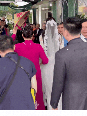 Hoa hậu Đỗ Hà được mẹ chồng xách váy đón vào nhà- Ảnh 4.