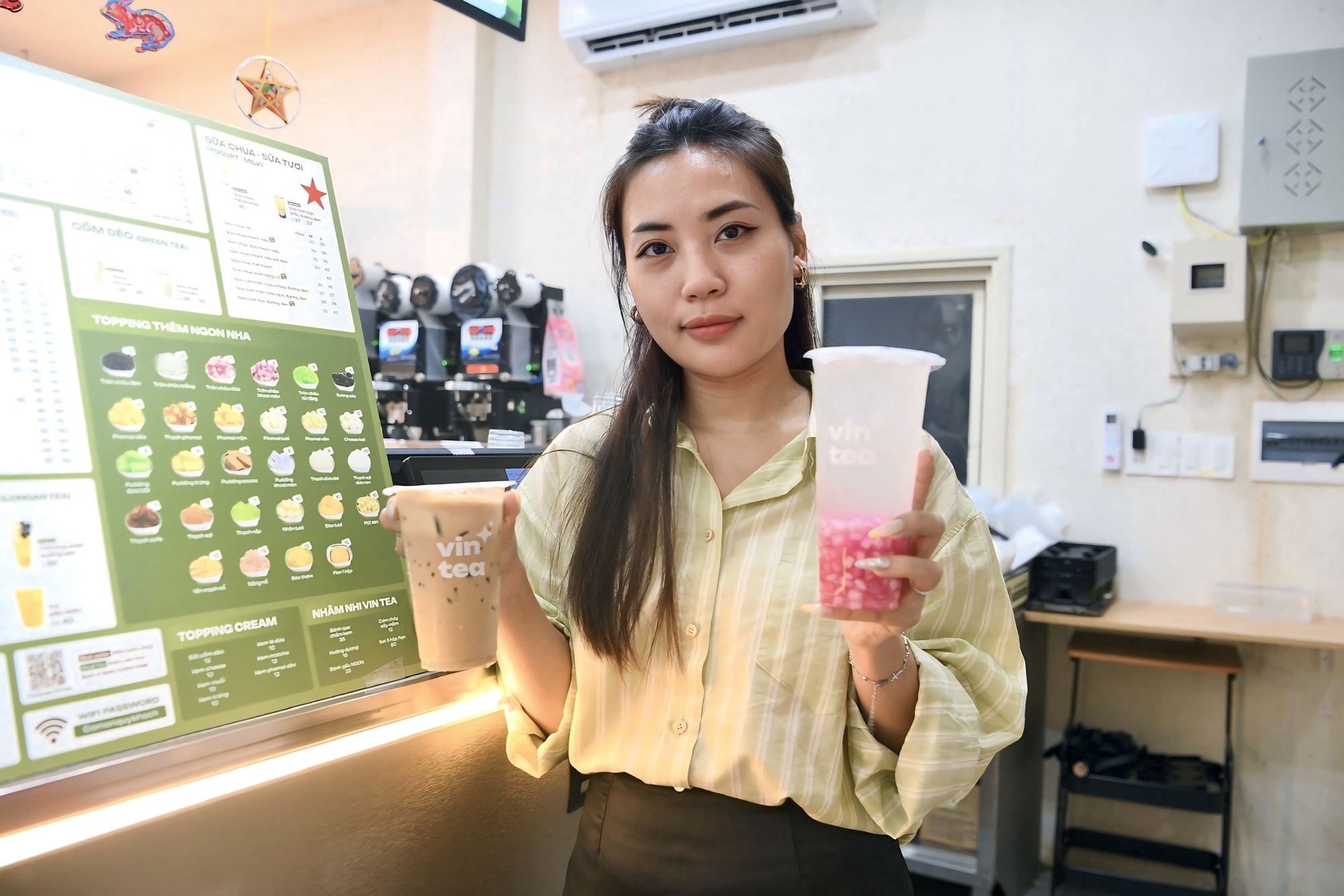 Từ quán nhỏ đến thương hiệu “gây sốt”: Vin Tea tăng gần 50% doanh thu nhờ nền tảng số- Ảnh 2. Từ quán nhỏ đến thương hiệu “gây sốt”: Vin Tea tăng gần 50% doanh thu nhờ nền tảng số- Ảnh 2.