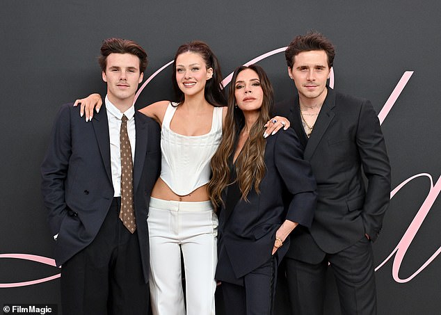 Victoria Beckham lần đầu lên tiếng giữa drama mâu thuẫn gia đình, rạn nứt với con dâu tỷ phú- Ảnh 2.