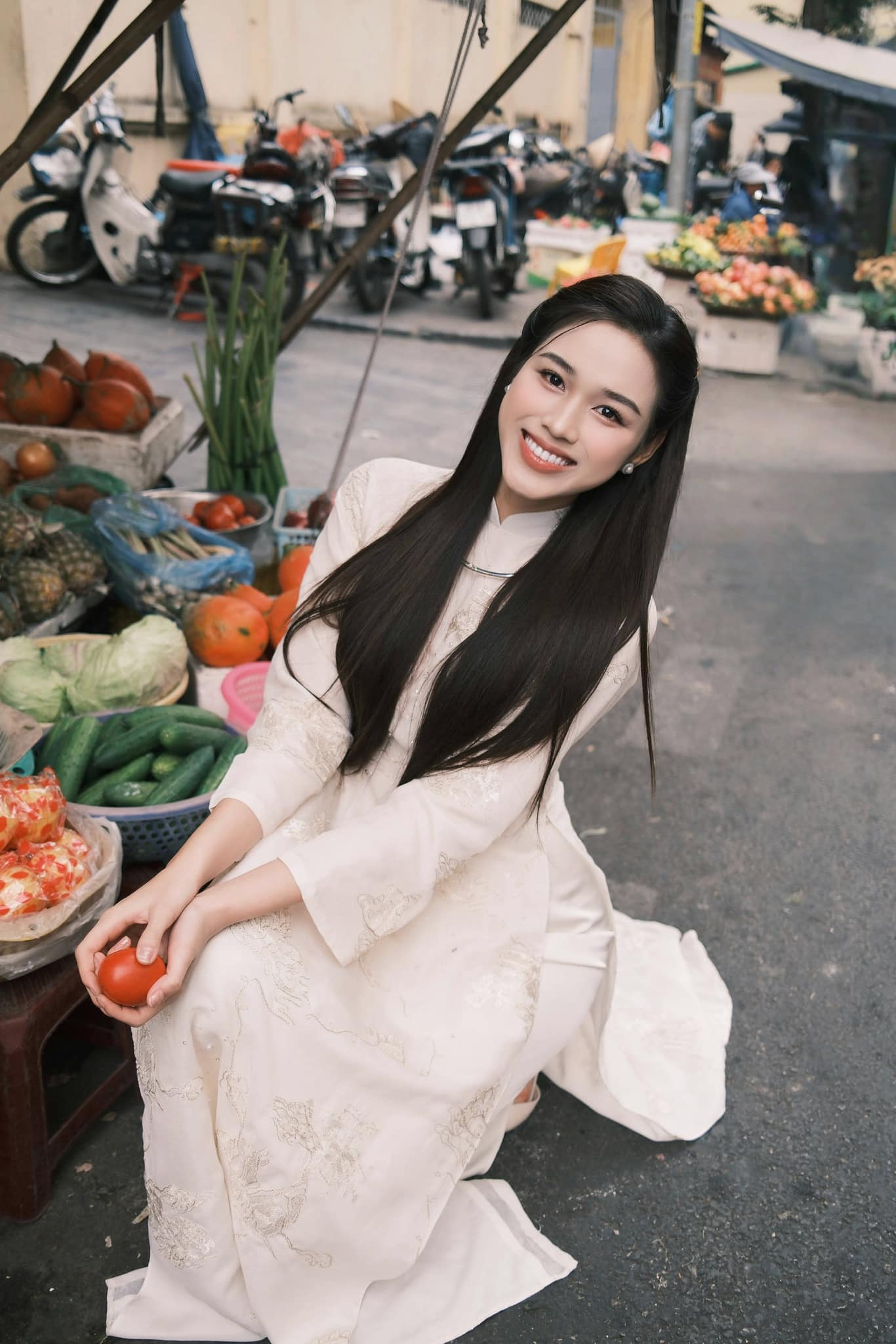 HH Đỗ Hà dưỡng tóc bằng cách này: Nghiền viên B1 trộn cùng dầu dừa để tóc nhanh dài và dày- Ảnh 6.