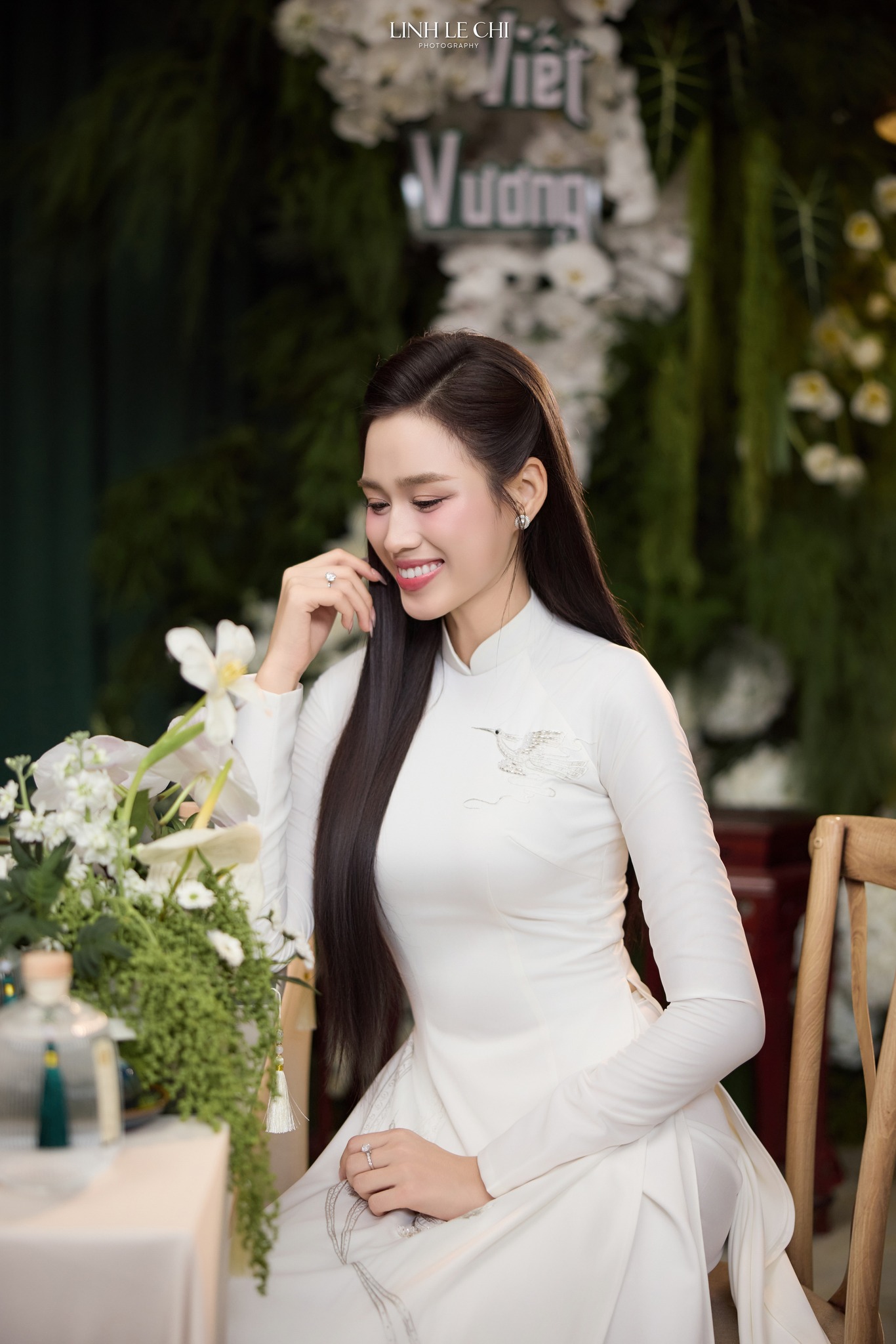 HH Đỗ Hà dưỡng tóc bằng cách này: Nghiền viên B1 trộn cùng dầu dừa để tóc nhanh dài và dày- Ảnh 2.