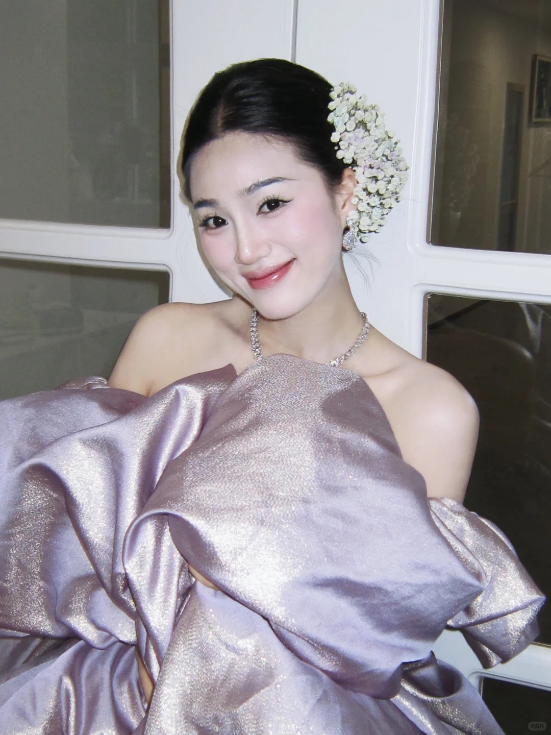 Mốt cài hoa "thần tiên tỷ tỷ": Vì sao giới trẻ xứ Trung phát cuồng đu trend giống Lưu Diệc Phi?- Ảnh 14.