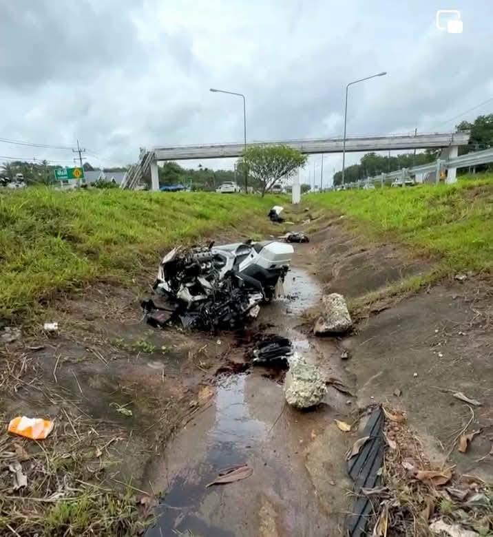 Xe Honda Thái gãy đôi sau tai nạn nhưng người lái chỉ bị thương nhẹ nhờ thứ rất lạ: CSGT cũng dùng xe này- Ảnh 3. Xe Honda Thái gãy đôi sau tai nạn nhưng người lái chỉ bị thương nhẹ nhờ thứ rất lạ: CSGT cũng dùng xe này- Ảnh 3.