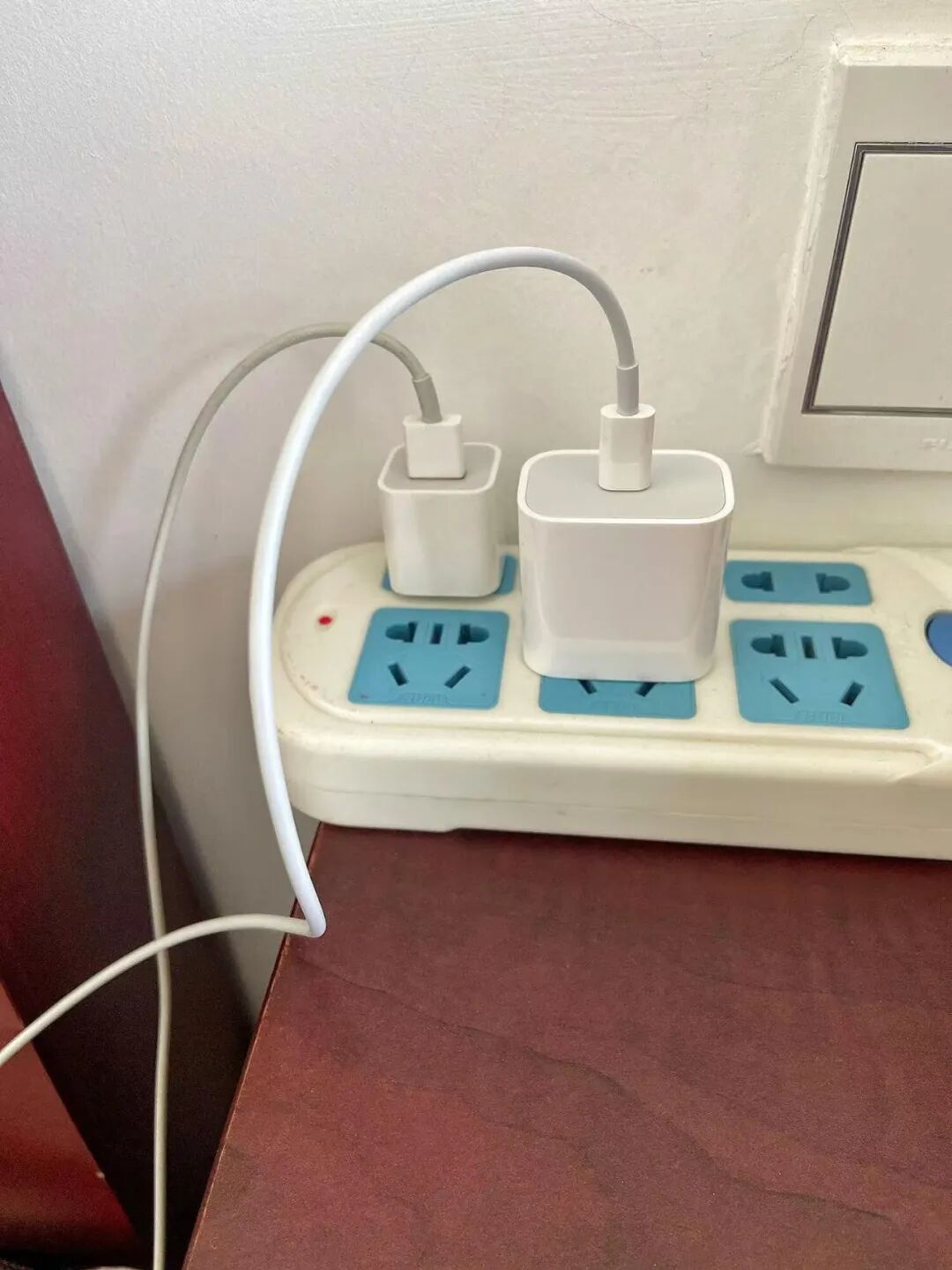 Dì tôi luôn bị nói là keo kiệt, nhưng càng nhìn kỹ, tôi càng hiểu: Đó là cách sống thông minh nhất đời- Ảnh 13. Dì tôi luôn bị nói là keo kiệt, nhưng càng nhìn kỹ, tôi càng hiểu: Đó là cách sống thông minh nhất đời- Ảnh 13.