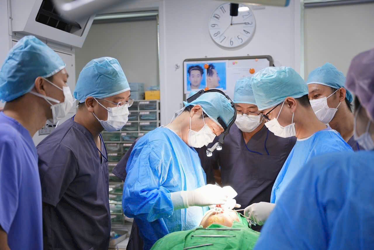 Khi làm đẹp trở thành hành trình khoa học – nhân văn- Ảnh 3. Khi làm đẹp trở thành hành trình khoa học – nhân văn- Ảnh 3.