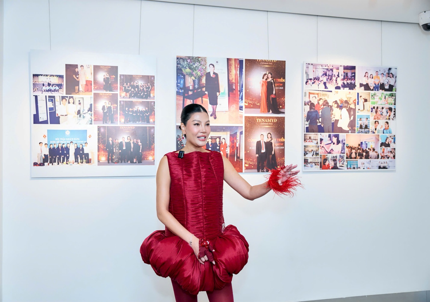 Vũ Cẩm Nhung & Tenamyd Cosmetic - Ba thập kỷ một hành trình khát vọng- Ảnh 2. Vũ Cẩm Nhung & Tenamyd Cosmetic - Ba thập kỷ một hành trình khát vọng- Ảnh 2.