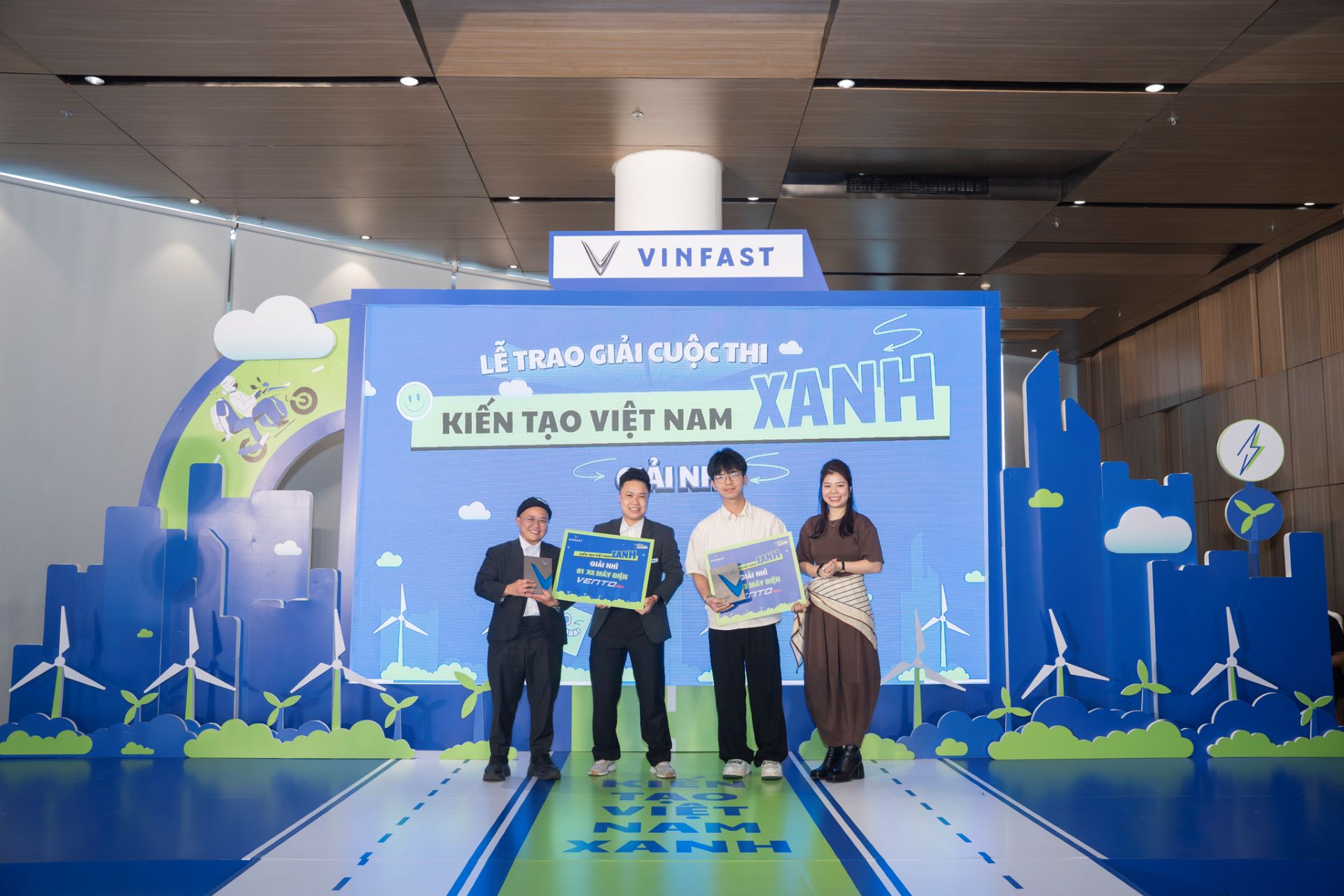 Đã tìm ra chủ nhân thắng giải cao nhất cuộc thi "Kiến tạo Việt Nam Xanh"- Ảnh 4. Đã tìm ra chủ nhân thắng giải cao nhất cuộc thi "Kiến tạo Việt Nam Xanh"- Ảnh 4.