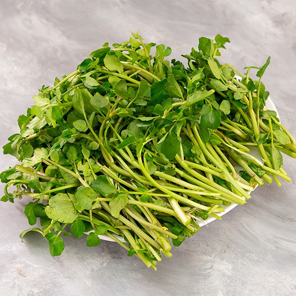 "Vua của các loại rau” bán giá rẻ như cho ở chợ Việt- Ảnh 2. "Vua của các loại rau” bán giá rẻ như cho ở chợ Việt- Ảnh 2.