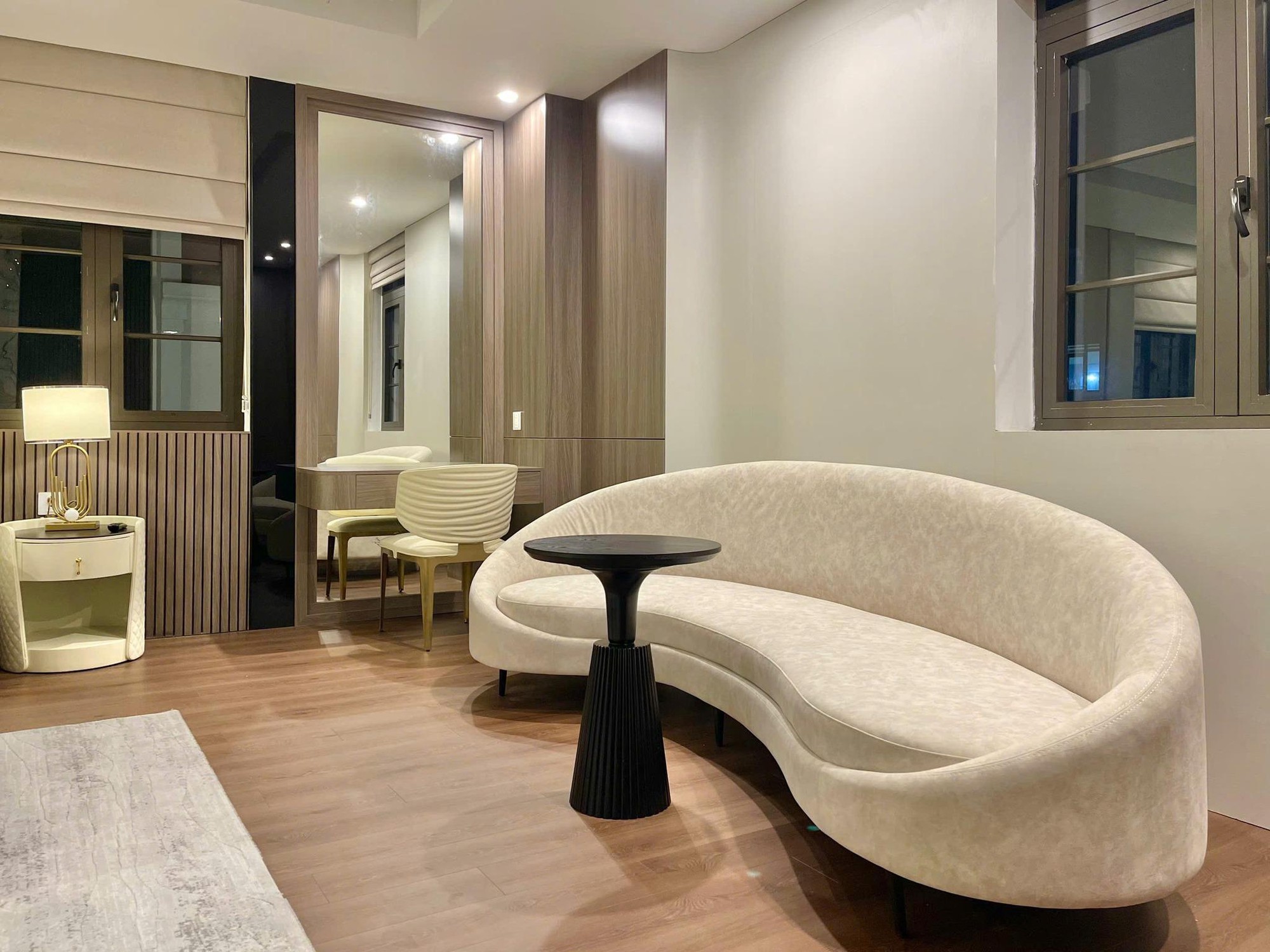 Xu hướng chọn vật liệu lát sàn: Sang trọng tinh giản và bền vững- Ảnh 1. Xu hướng chọn vật liệu lát sàn: Sang trọng tinh giản và bền vững- Ảnh 1.