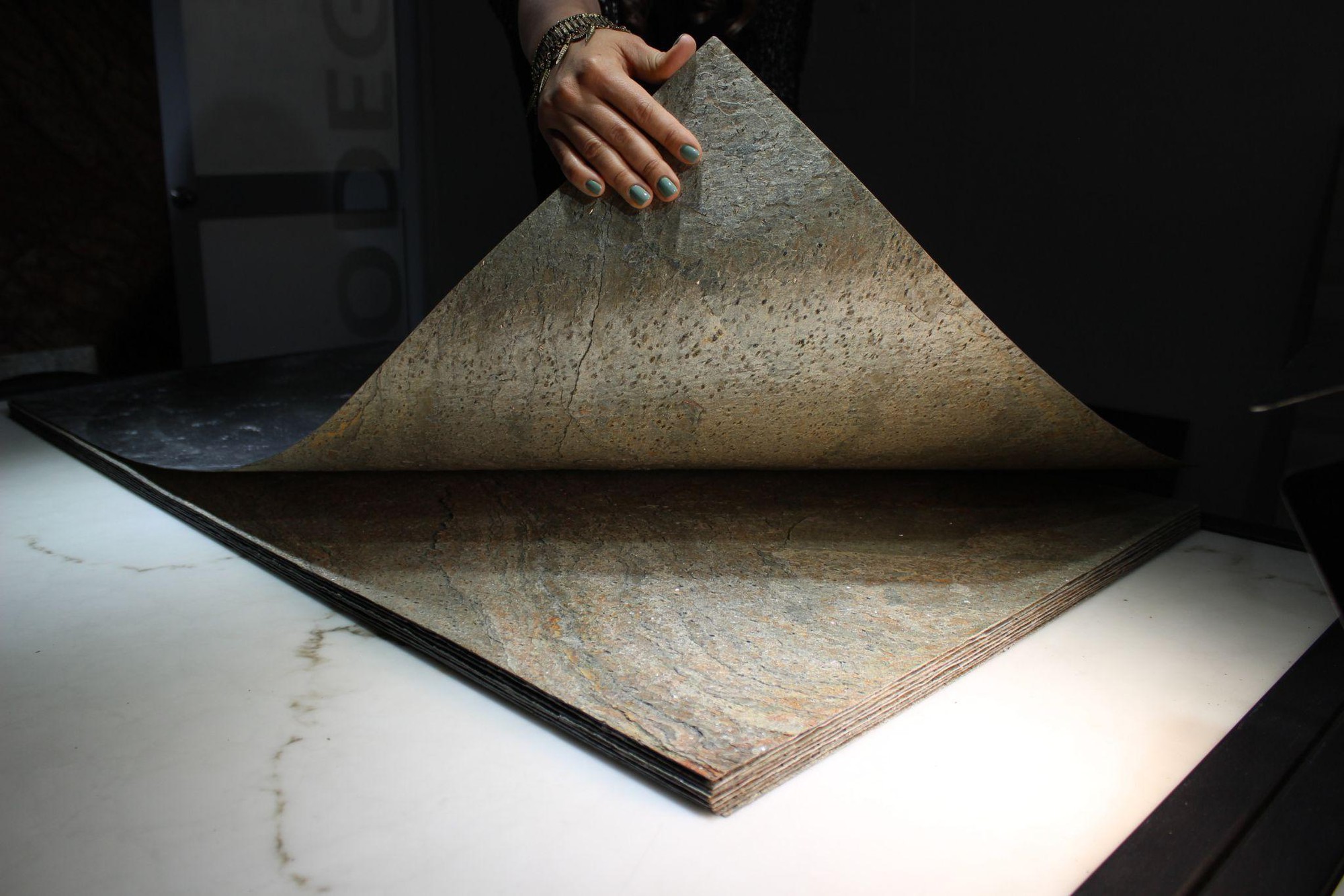 Giải pháp vật liệu xanh giúp công trình bền vững hơn- Ảnh 1. Giải pháp vật liệu xanh giúp công trình bền vững hơn- Ảnh 1.