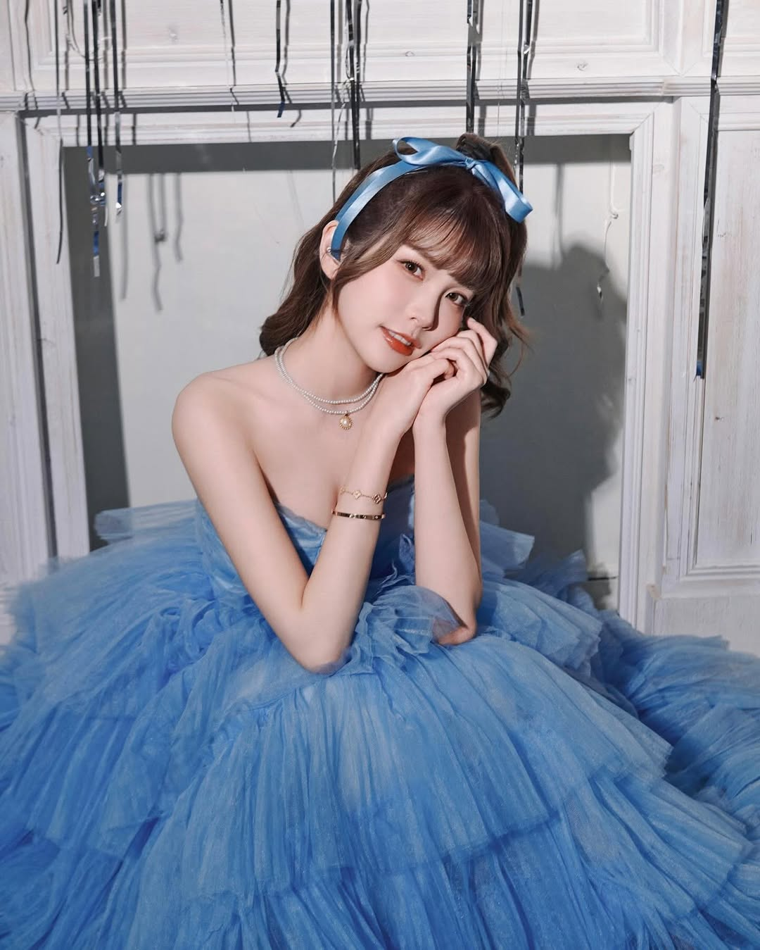 photo-1761628848289 photo-1761628848289