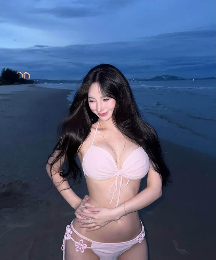 Hot girl chuyên diện đồ táo bạo làm fan ngỡ ngàng- Ảnh 8.