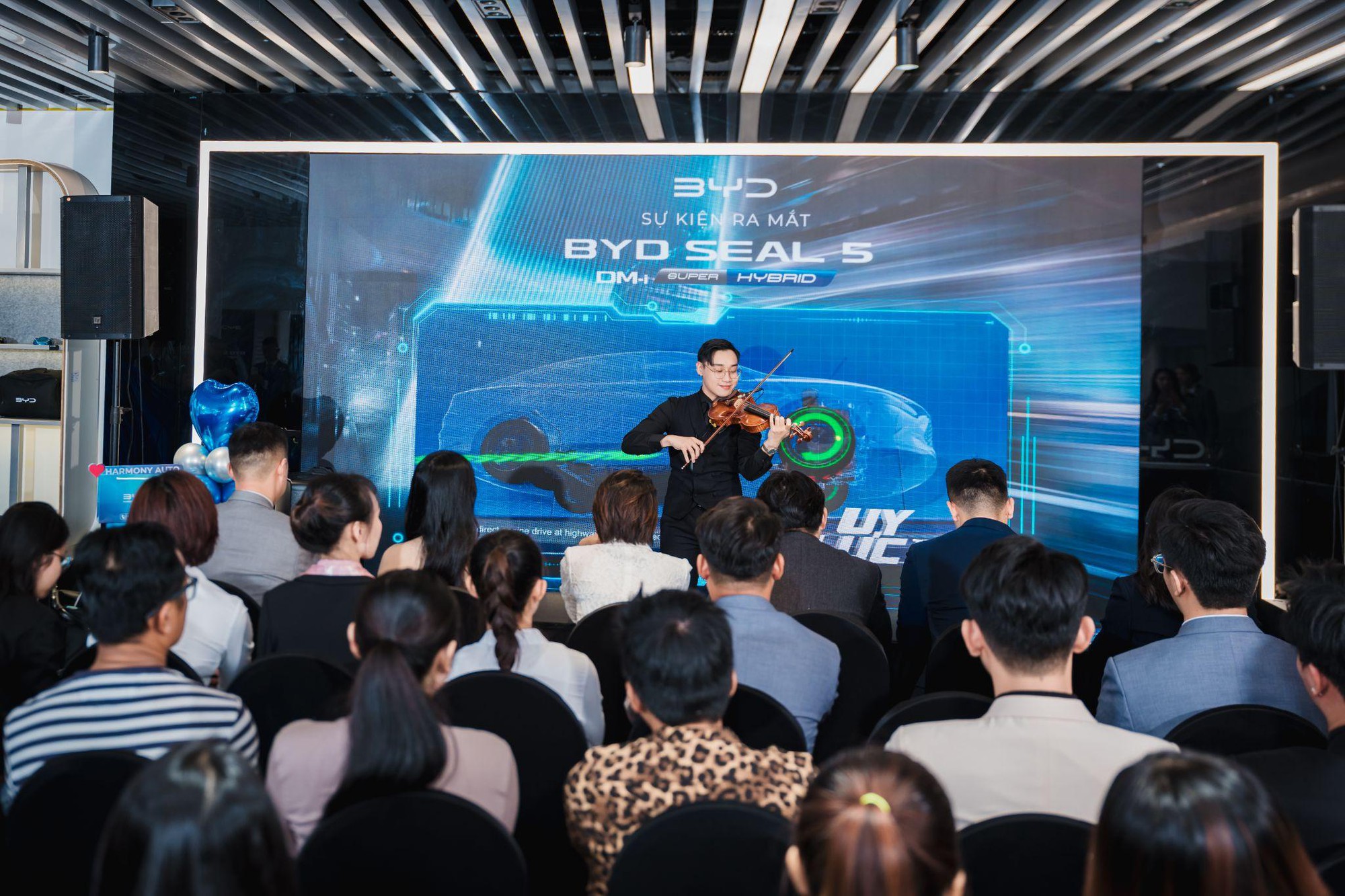 BYD Harmony Sài Gòn – Nơi lan tỏa cảm hứng về công nghệ xanh- Ảnh 3. BYD Harmony Sài Gòn – Nơi lan tỏa cảm hứng về công nghệ xanh- Ảnh 3.