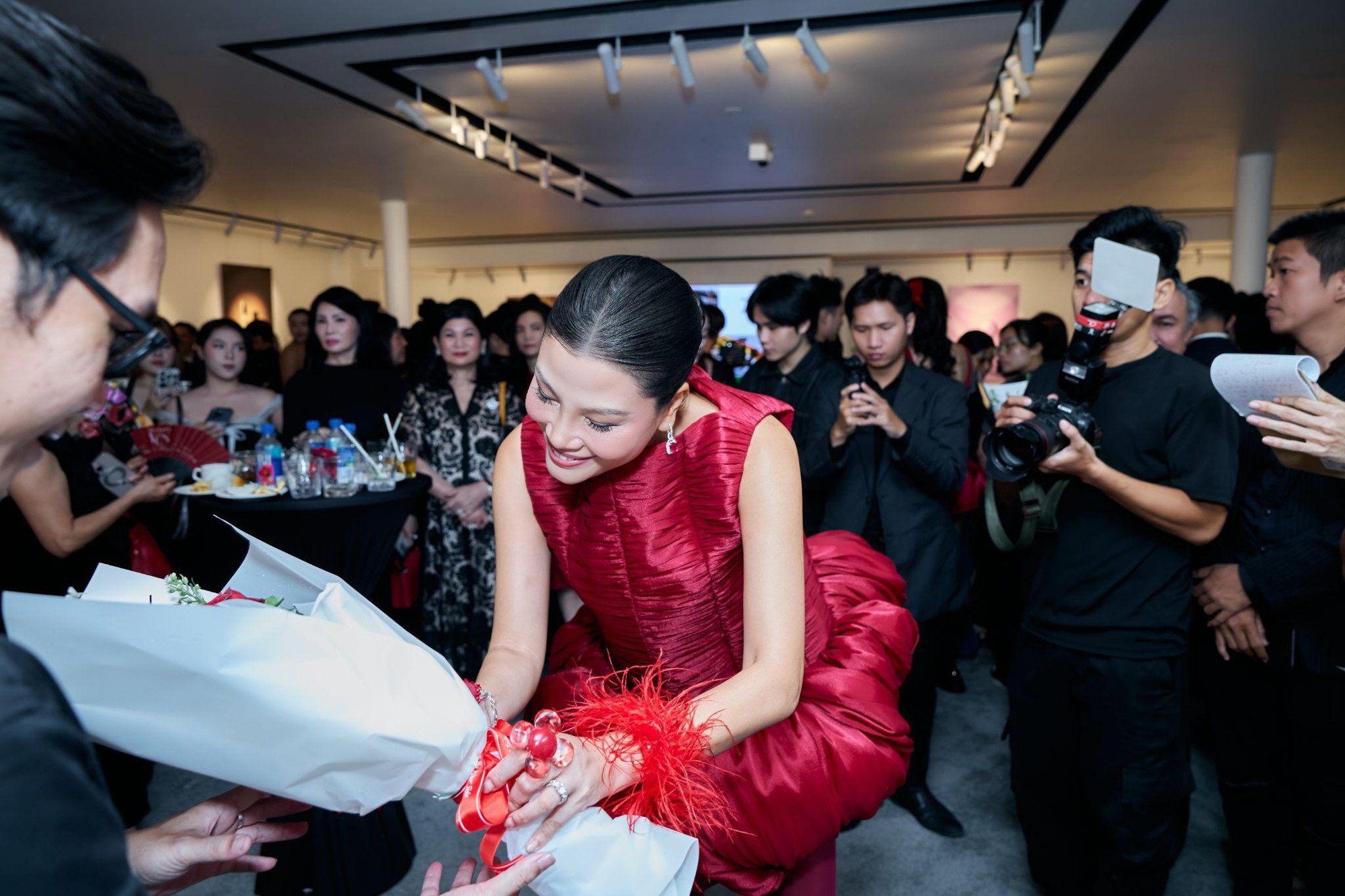 Tenamyd Cosmetic liệu có mạo hiểm trong thời kỳ khó khăn?- Ảnh 4. Tenamyd Cosmetic liệu có mạo hiểm trong thời kỳ khó khăn?- Ảnh 4.