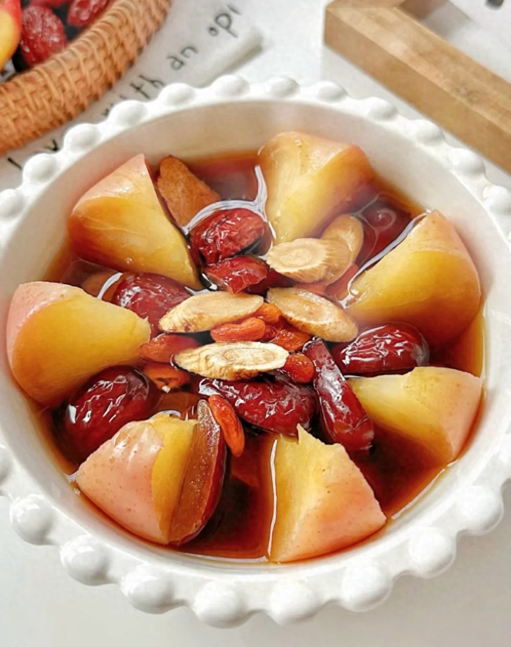 Vì tôi ăn món hấp này mỗi ngày nên da mặt bây giờ "như được ngậm nước", mịn và hồng hào, ai cũng khen đẹp!- Ảnh 8. Vì tôi ăn món hấp này mỗi ngày nên da mặt bây giờ "như được ngậm nước", mịn và hồng hào, ai cũng khen đẹp!- Ảnh 8.